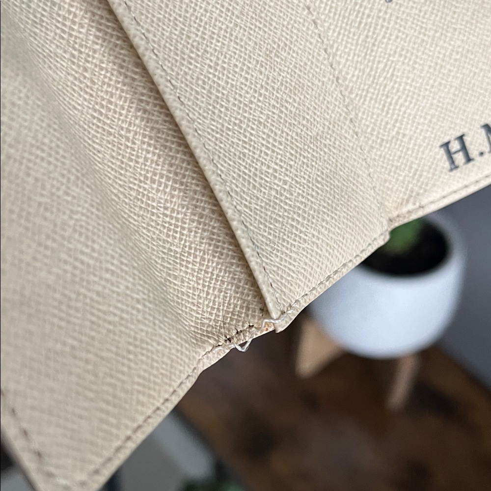 Louis Vuitton Damier Key Holder - Picture 5 of 5